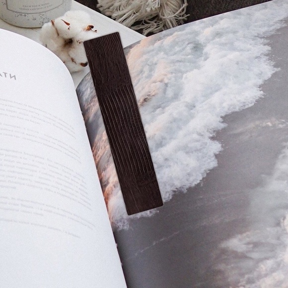 Set of 4 genuine Leather bookmarks - Picture 2 of 2